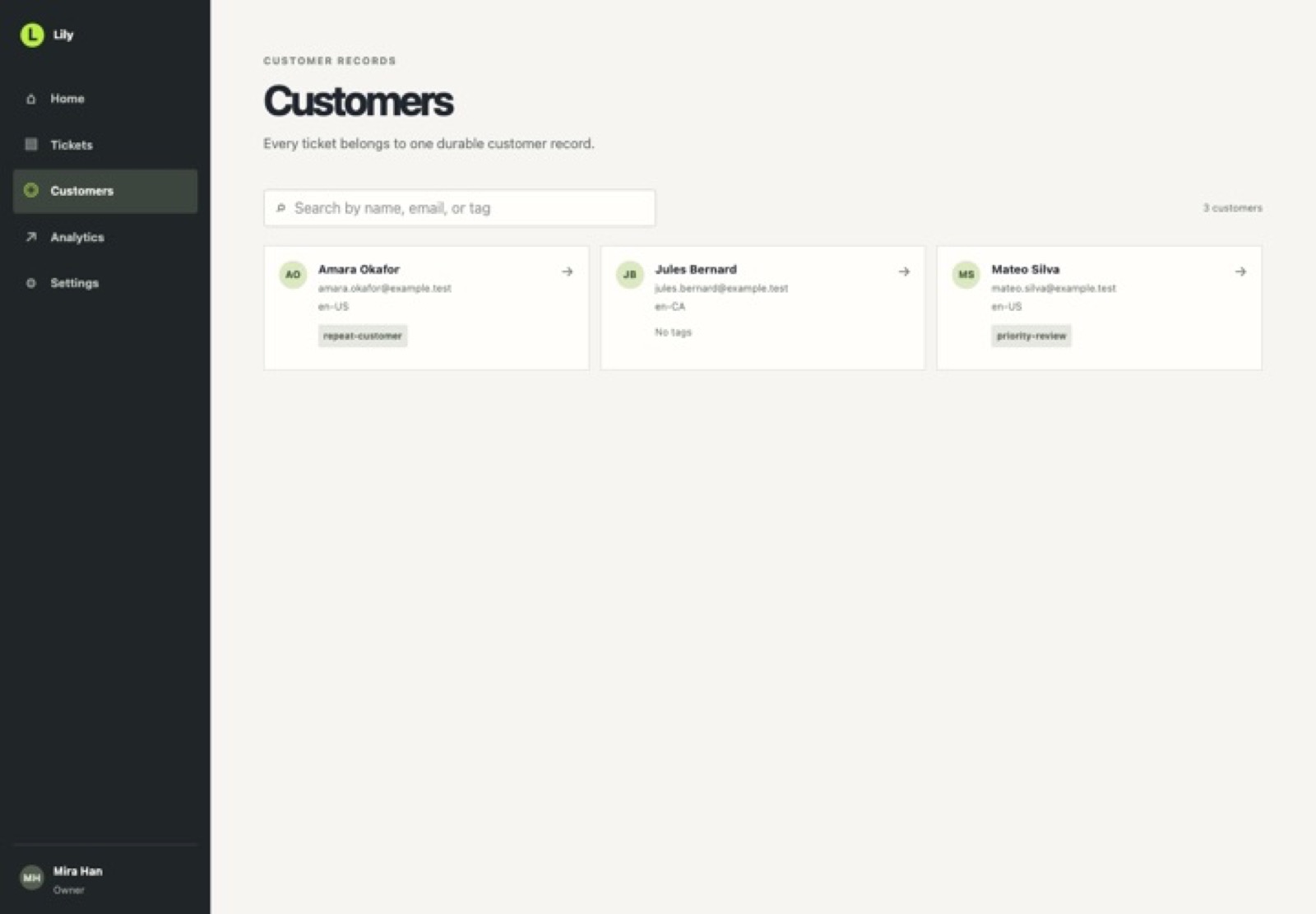 Lily screenshot 5: customers